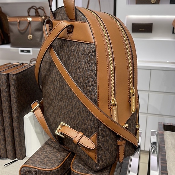 Michael Kors Backpack Bag Jaycee Md Backpack Brown Braun 35S2G8TB2B - Picture 13 of 16